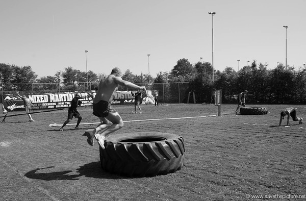 2themaxmmafitness outdoor strength training, Fedor Emelianeko high jump