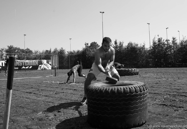 2themaxmmafitness outdoor strength training, Jaoud Ikan using the sledge hammer