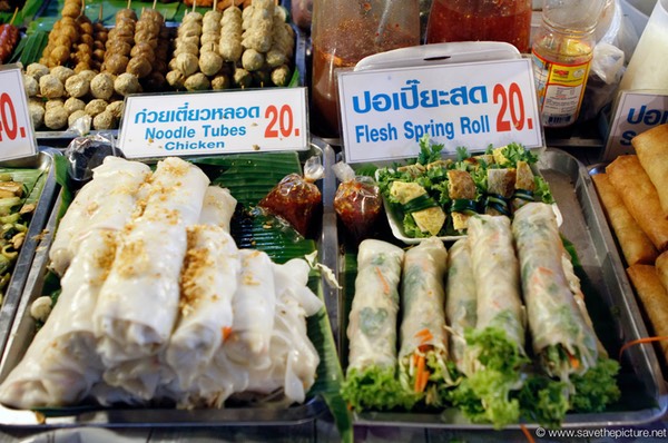 Variety of fresh springrolls, Lamai night market