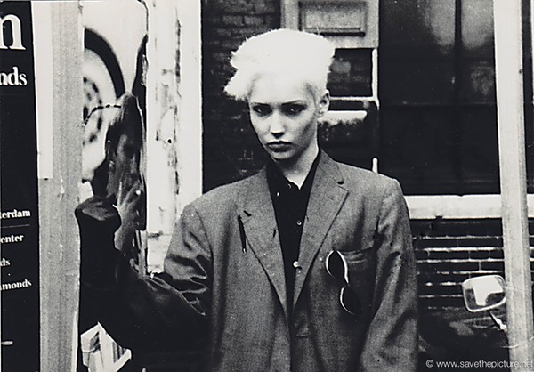 Girlpower,fashion,Amsterdam,rebel,the eighties,coffeeshops,bulldog,shopping,