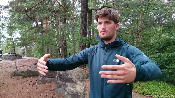 Giving strength all directions, receiving strength from all directions