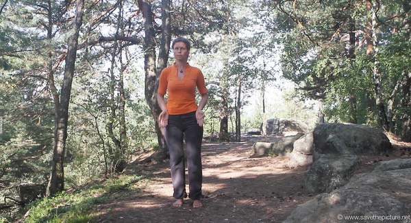 Hachidankin prepare looking backwards