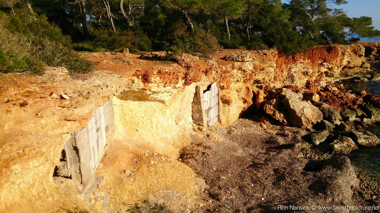 Ibiza retreats Natural Tuning and Detox cave storage