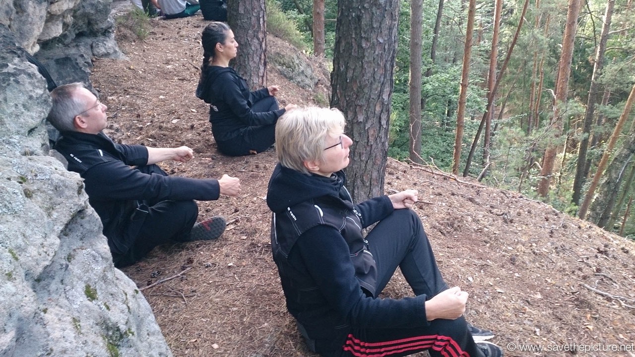 Kristina early morning Zazen at the edge