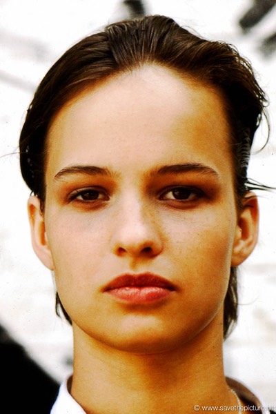 Natja Brunckhorst portret natural, fashion shopping in Amsterdam.