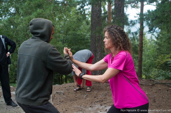 Taikiken Natural Tuning 2016, single hand pushing hands for focus and coordination