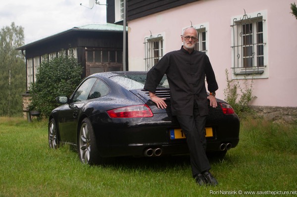 Taikiken Natural Tuning 2016, Antoine our fellow Taikiken practioner who likes to move in style