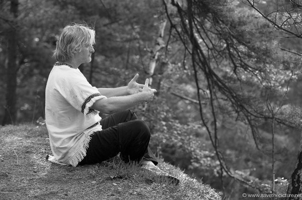 Taikiken sitting meditation with Taoist feel Geert