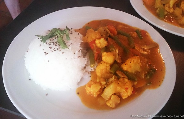 TheFeel foodies by Nadja Kotrchova Rice with vegetable curry
