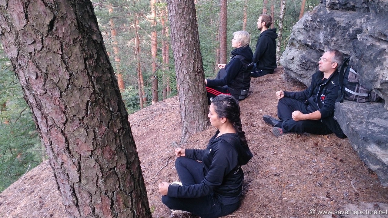 Uwe early morning Zazen at the edge